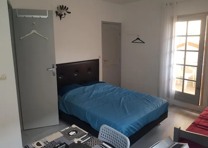 Studio Pour 3 Personnes Au Calme Dans Villa